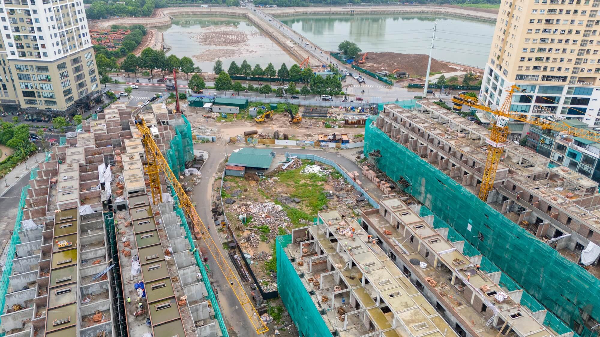 tiến độ dự án central lakeside trung văn tháng 7/2026